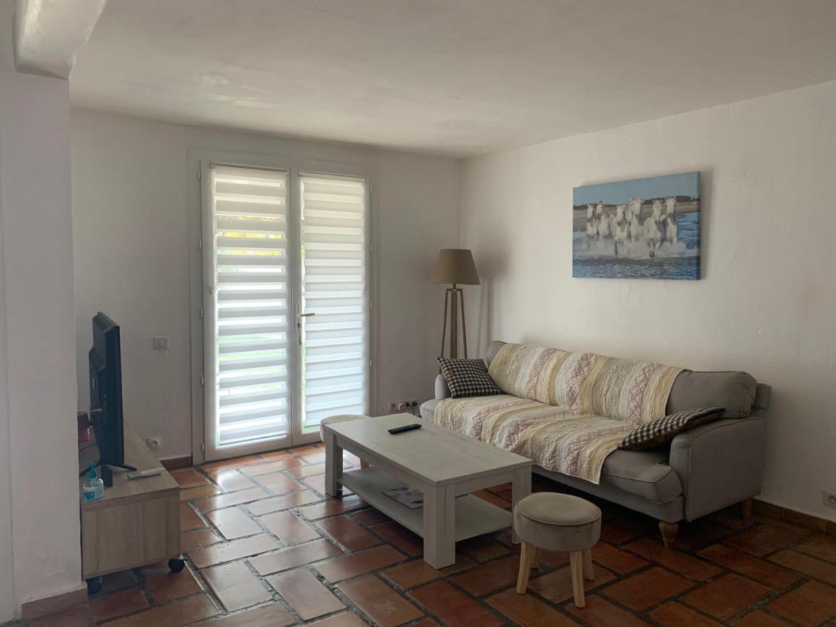 Maison En Camargue Сент-Марі-де-ла-Мер Екстер'єр фото